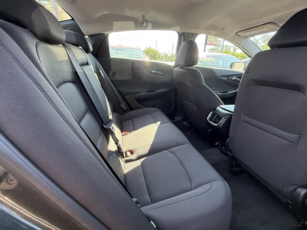 Chevrolet Malibu 4dr Sdn LT w/1LT 2018