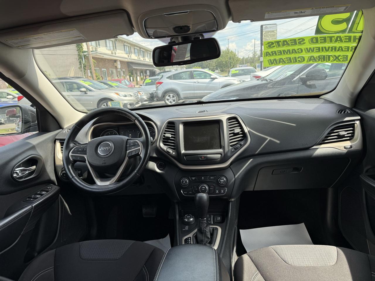 Jeep Cherokee 4WD 4dr Latitude 2015