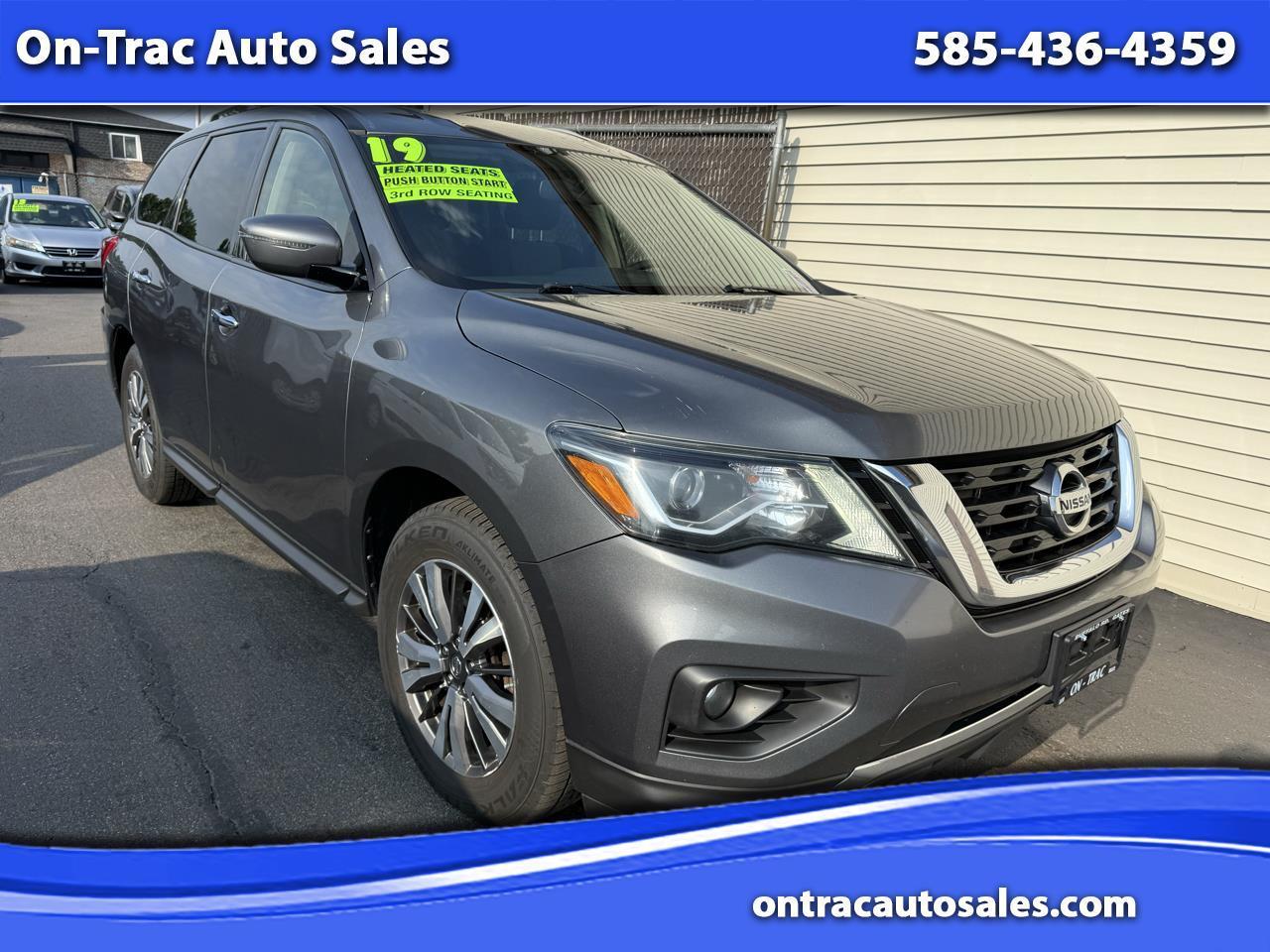 Nissan Pathfinder 4x4 SV 2019