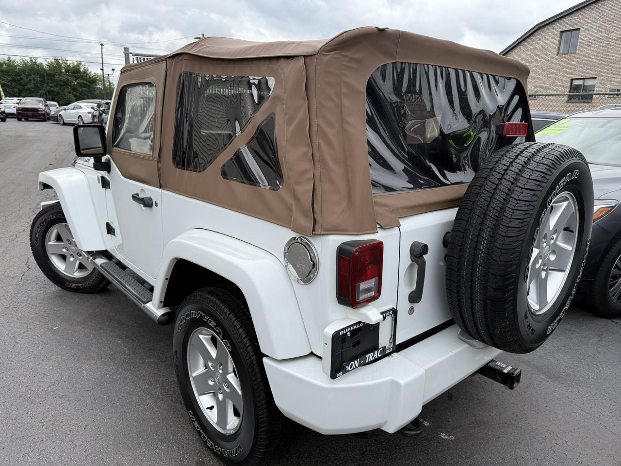 Jeep Wrangler 4WD 2dr Sport 2013
