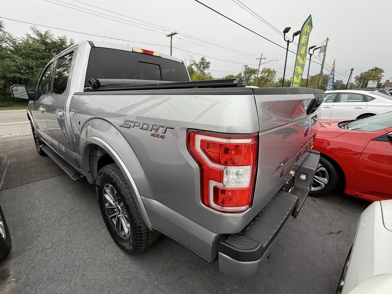 Ford F-150 4WD SuperCrew 145" XLT 2020