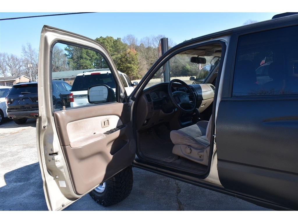 Toyota 4Runner 4dr SR5 3.4L Auto 4WD (Natl) 2001