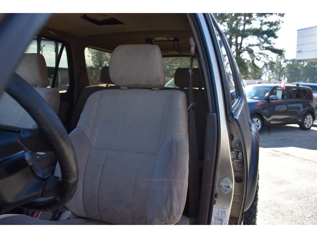 Toyota 4Runner 4dr SR5 3.4L Auto 4WD (Natl) 2001