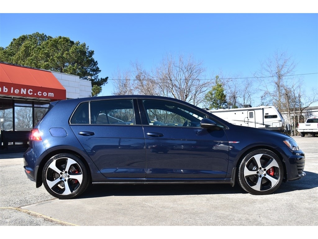 Volkswagen Golf GTI 2.0T 4-Door Autobahn DSG 2017