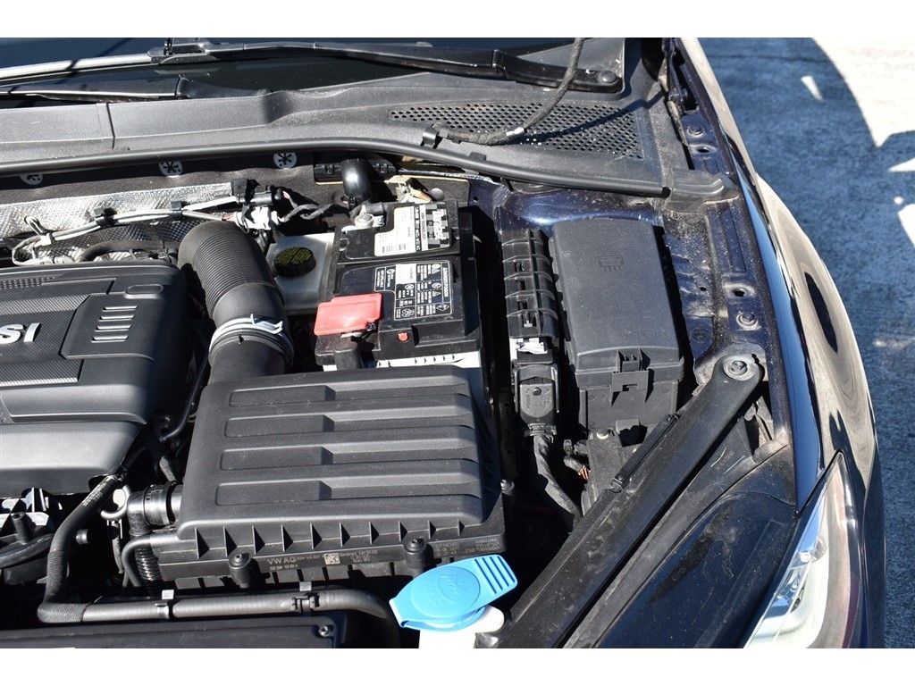 Volkswagen Golf GTI 2.0T 4-Door Autobahn DSG 2017