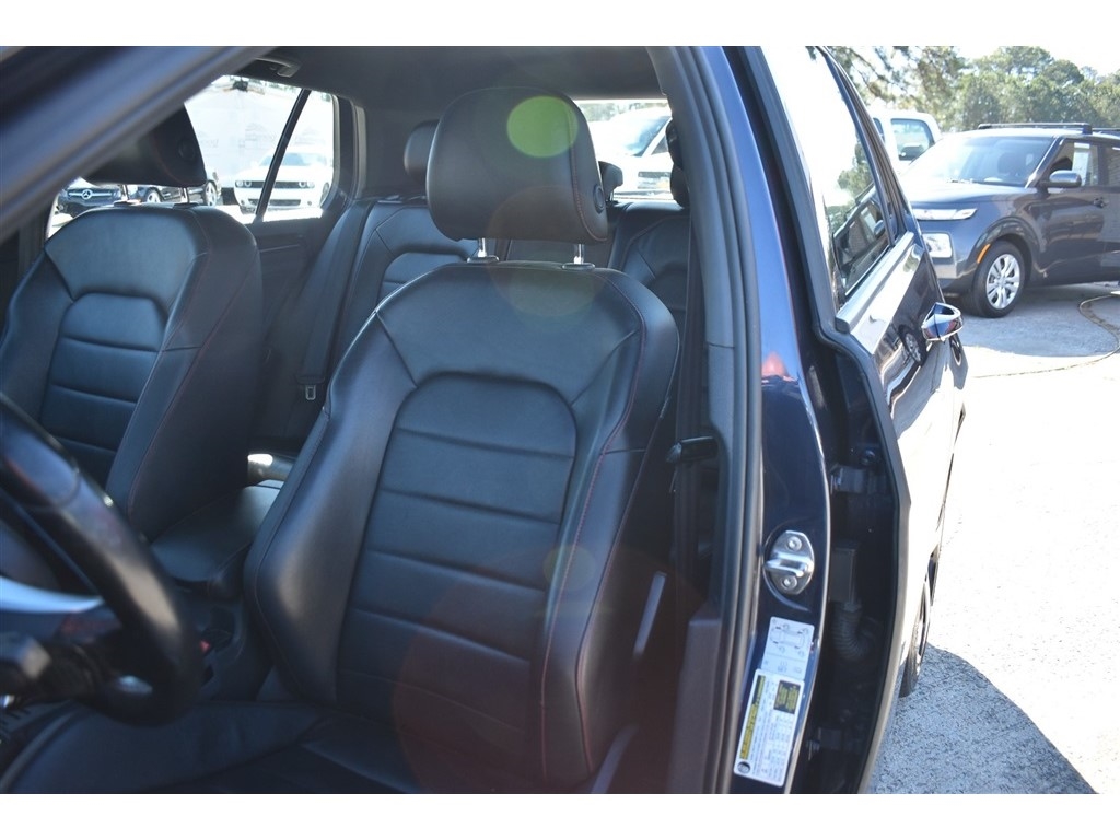 Volkswagen Golf GTI 2.0T 4-Door Autobahn DSG 2017