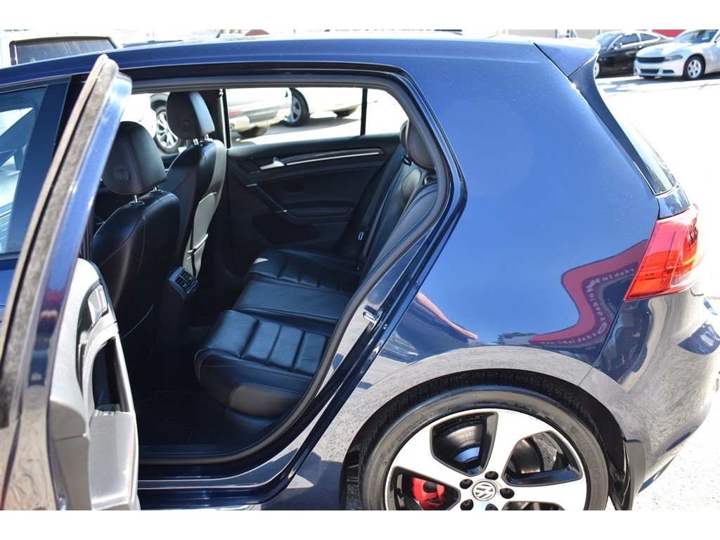 Volkswagen Golf GTI 2.0T 4-Door Autobahn DSG 2017