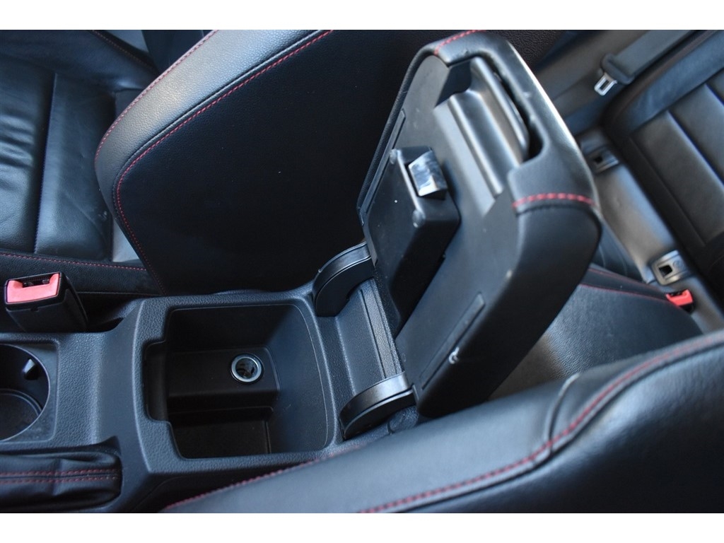 Volkswagen Golf GTI 2.0T 4-Door Autobahn DSG 2017