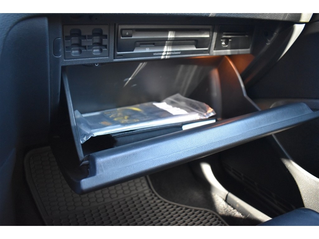 Volkswagen Golf GTI 2.0T 4-Door Autobahn DSG 2017