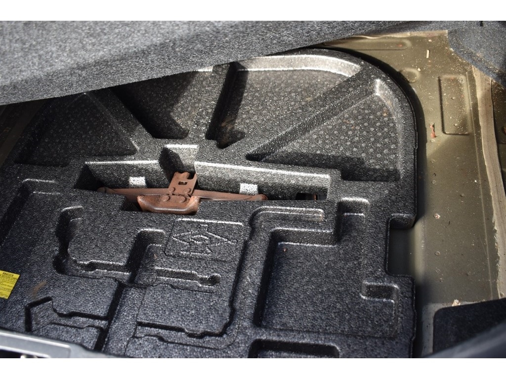 Toyota Camry 4dr Sdn I4 Auto SE Sport Limited Edition (Natl) 2012