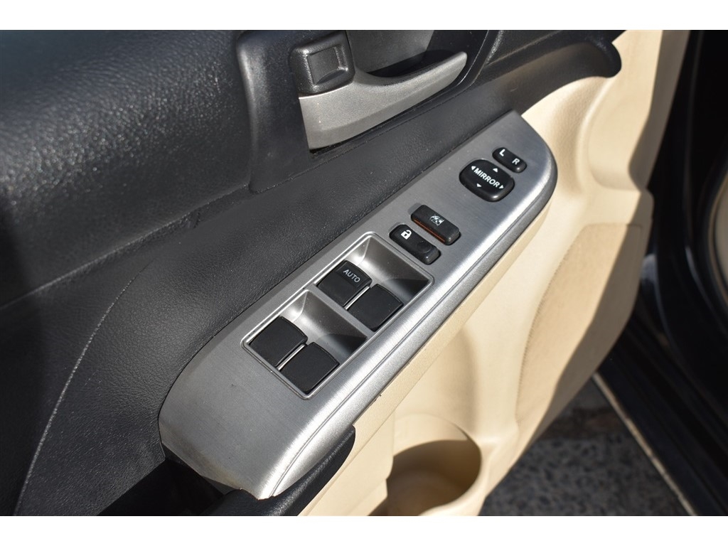 Toyota Camry 4dr Sdn I4 Auto SE Sport Limited Edition (Natl) 2012