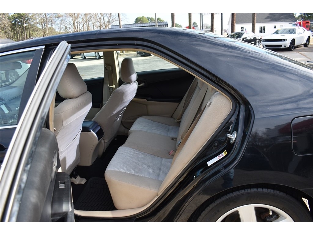 Toyota Camry 4dr Sdn I4 Auto SE Sport Limited Edition (Natl) 2012