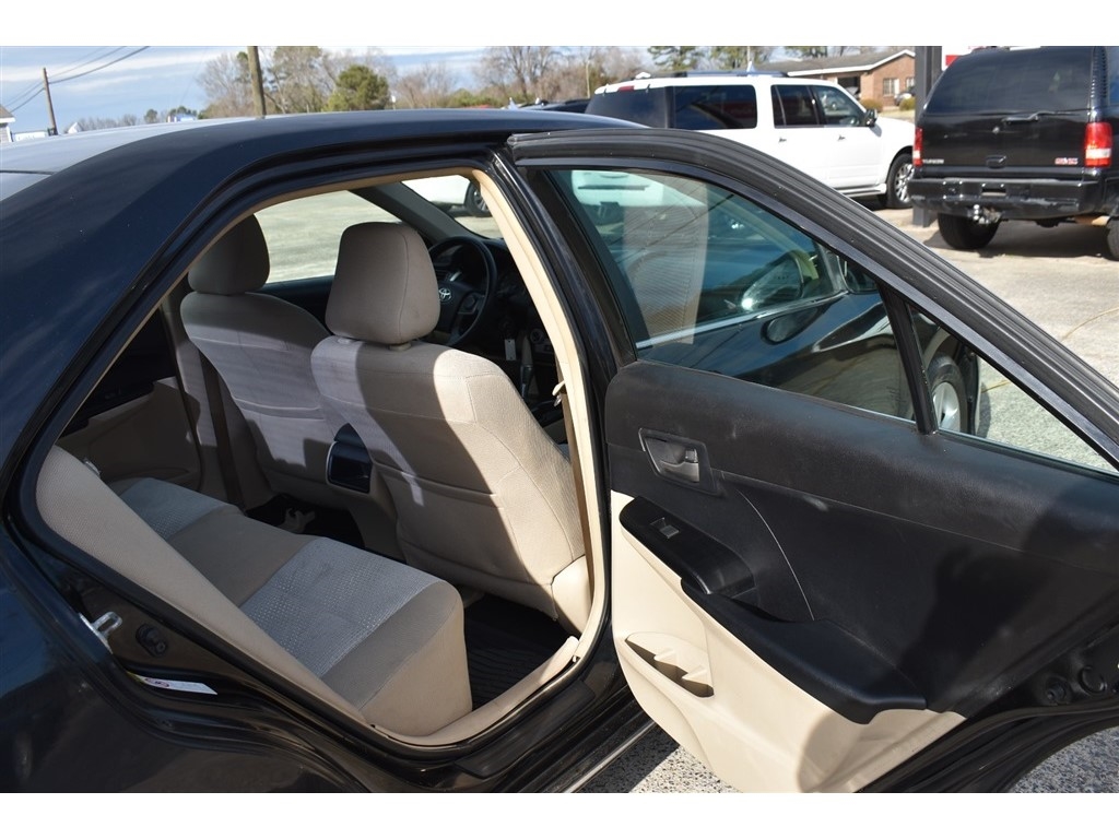 Toyota Camry 4dr Sdn I4 Auto SE Sport Limited Edition (Natl) 2012