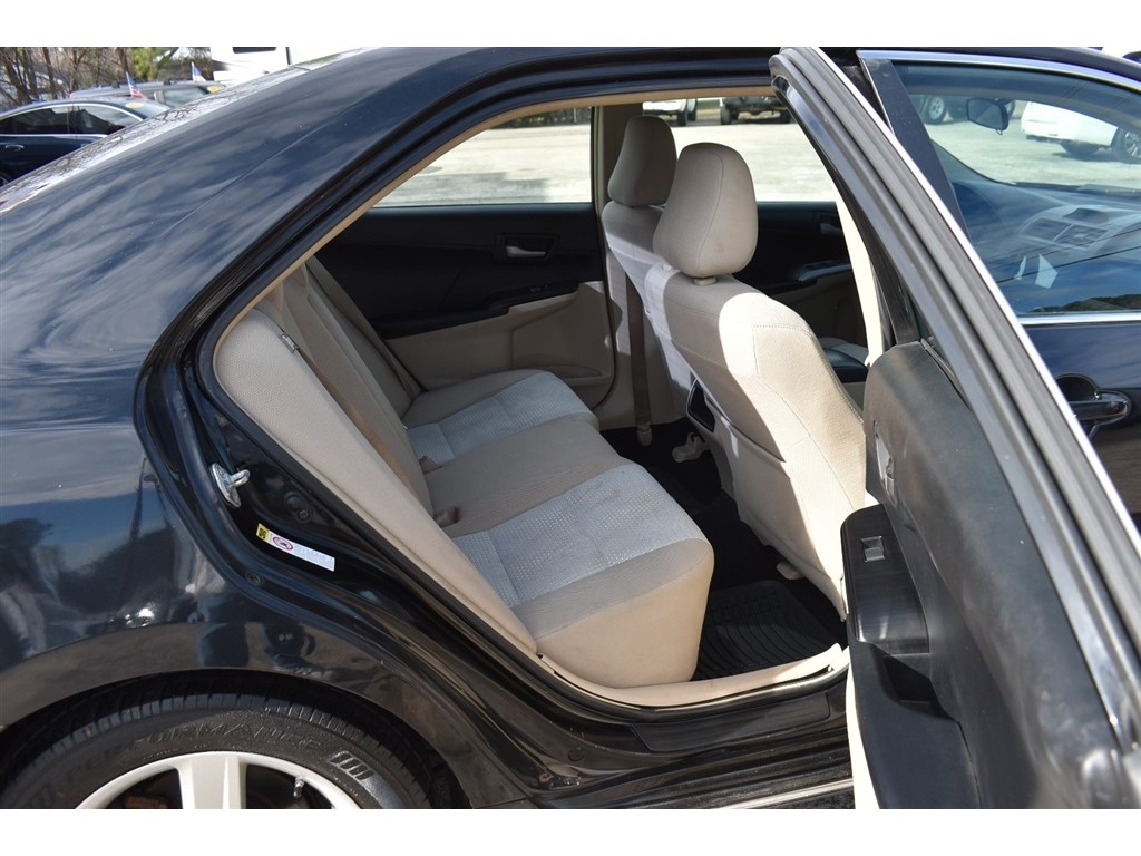 Toyota Camry 4dr Sdn I4 Auto SE Sport Limited Edition (Natl) 2012