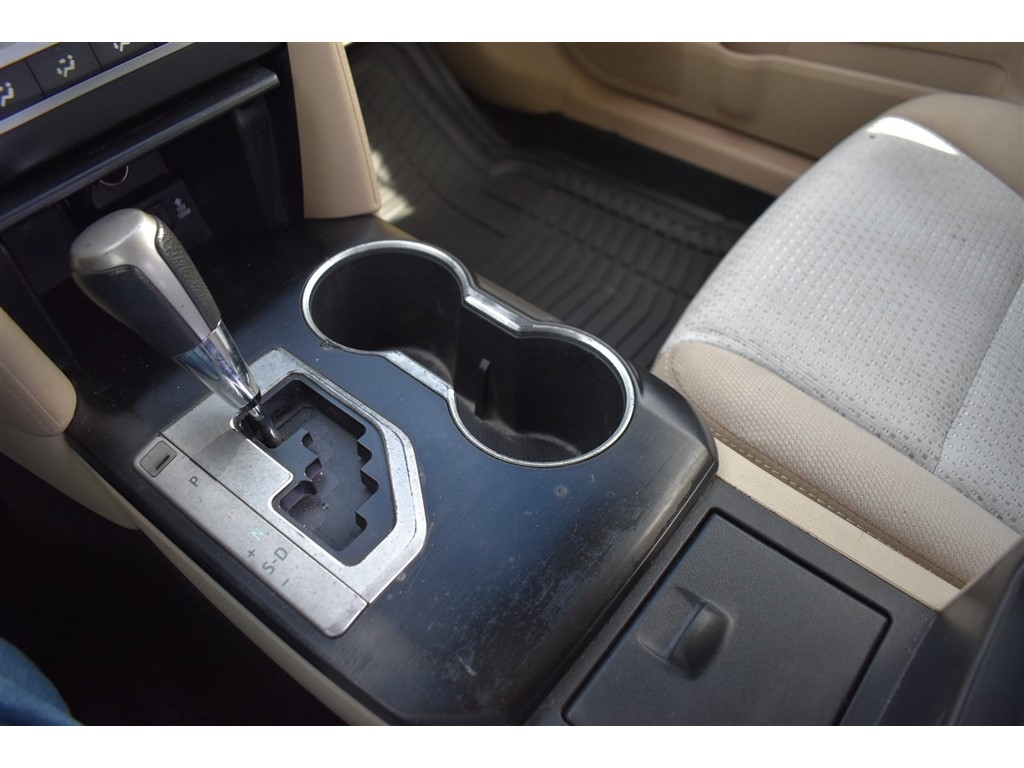 Toyota Camry 4dr Sdn I4 Auto SE Sport Limited Edition (Natl) 2012