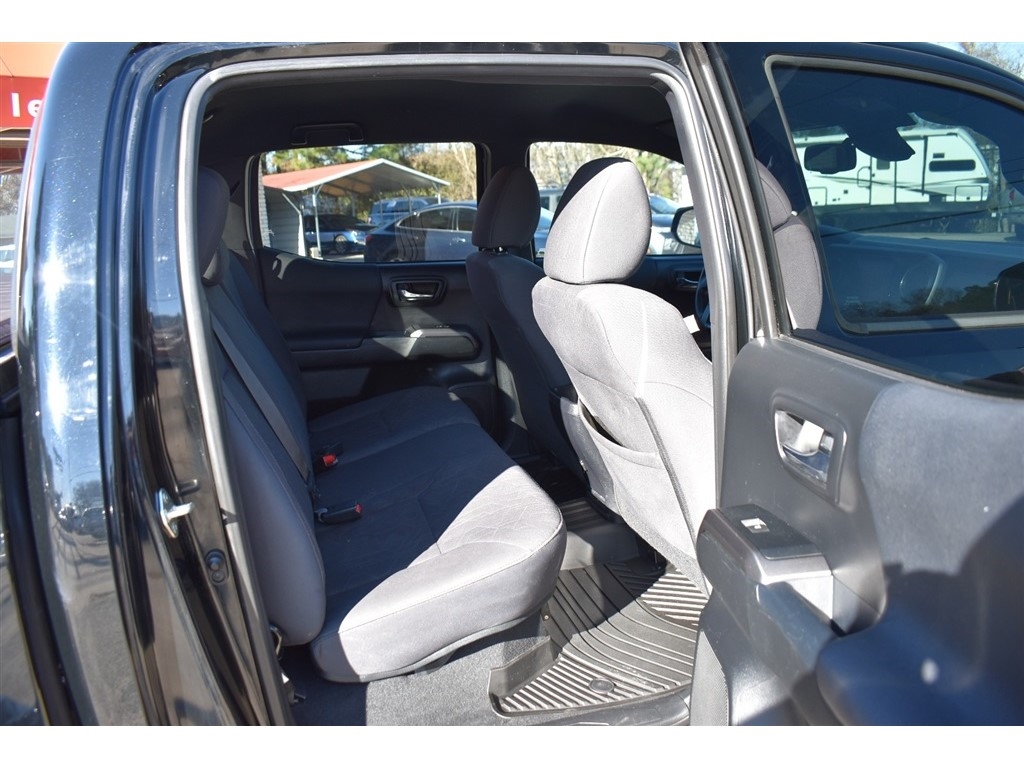 Toyota Tacoma TRD Off Road Double Cab 5' Bed V6 4x4 MT (Natl) 2018