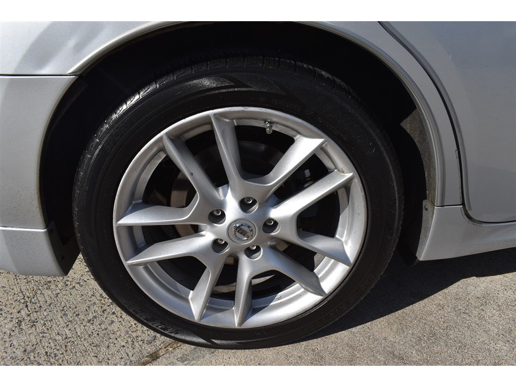 Nissan Maxima 4dr Sdn V6 CVT 3.5 SV w/Premium Pkg 2011