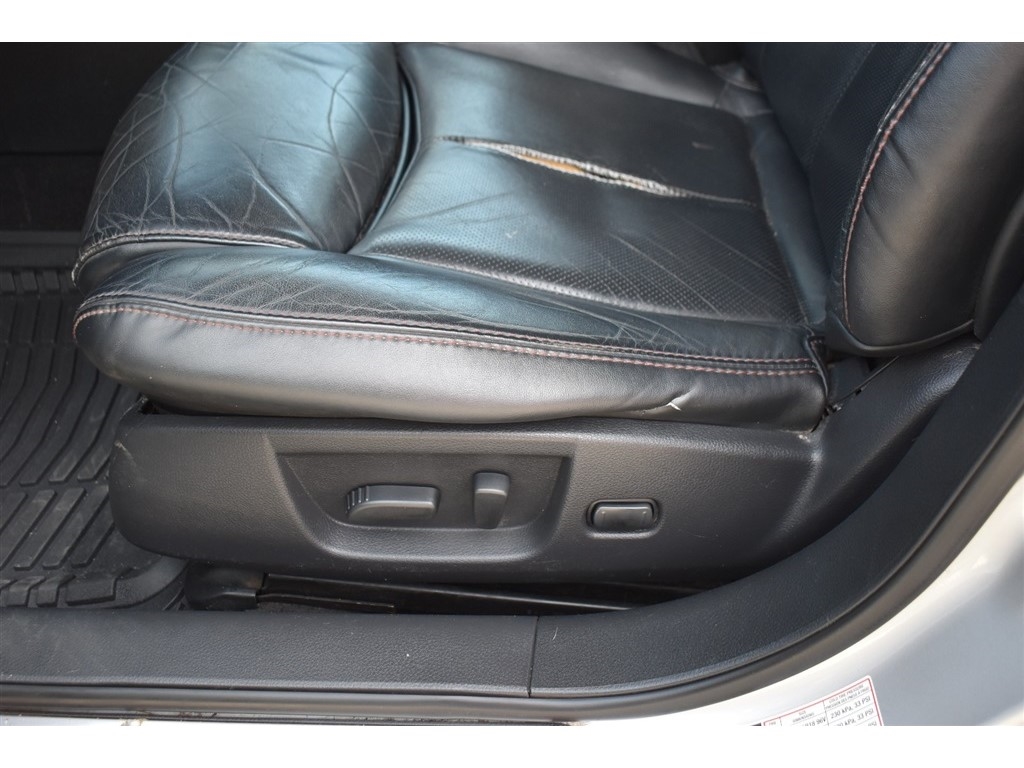 Nissan Maxima 4dr Sdn V6 CVT 3.5 SV w/Premium Pkg 2011