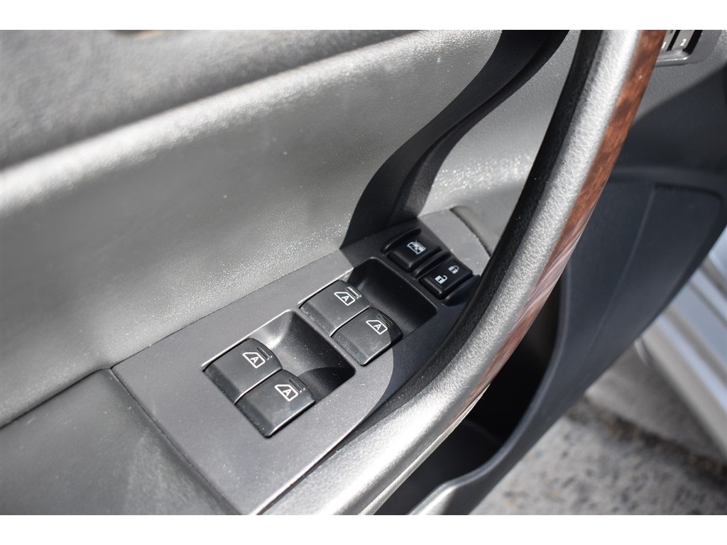 Nissan Maxima 4dr Sdn V6 CVT 3.5 SV w/Premium Pkg 2011