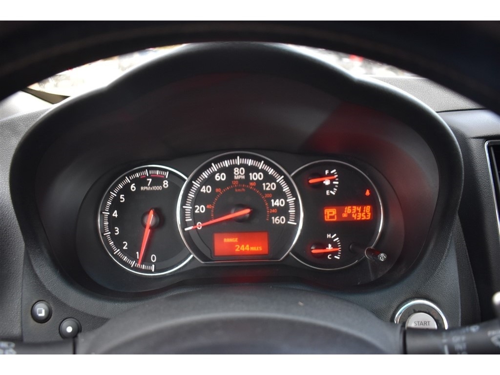 Nissan Maxima 4dr Sdn V6 CVT 3.5 SV w/Premium Pkg 2011