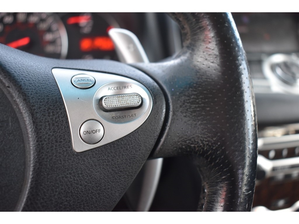 Nissan Maxima 4dr Sdn V6 CVT 3.5 SV w/Premium Pkg 2011