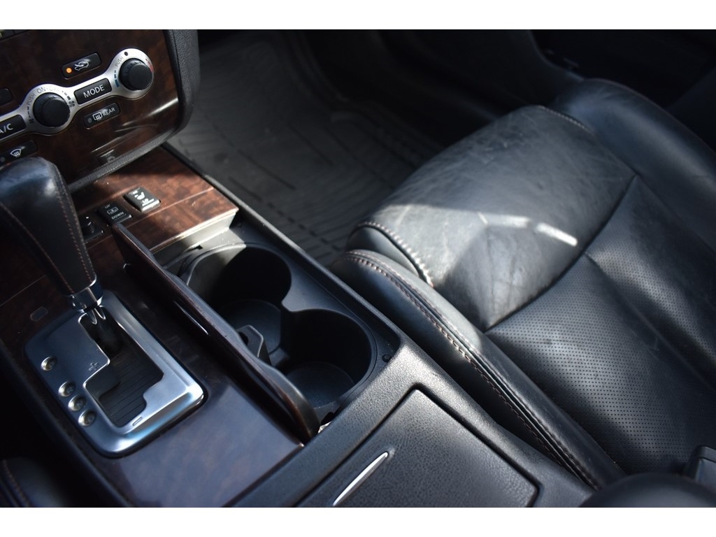 Nissan Maxima 4dr Sdn V6 CVT 3.5 SV w/Premium Pkg 2011