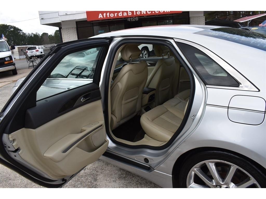 Lincoln MKZ 4dr Sdn FWD 2014