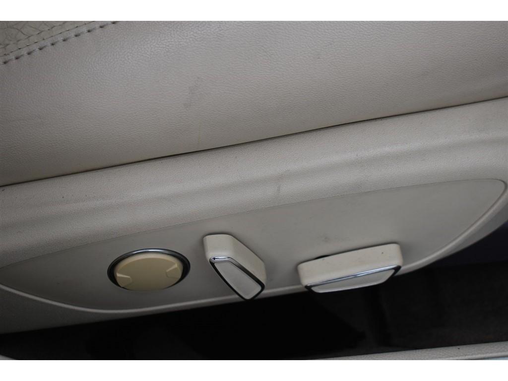 Lincoln MKZ 4dr Sdn FWD 2014