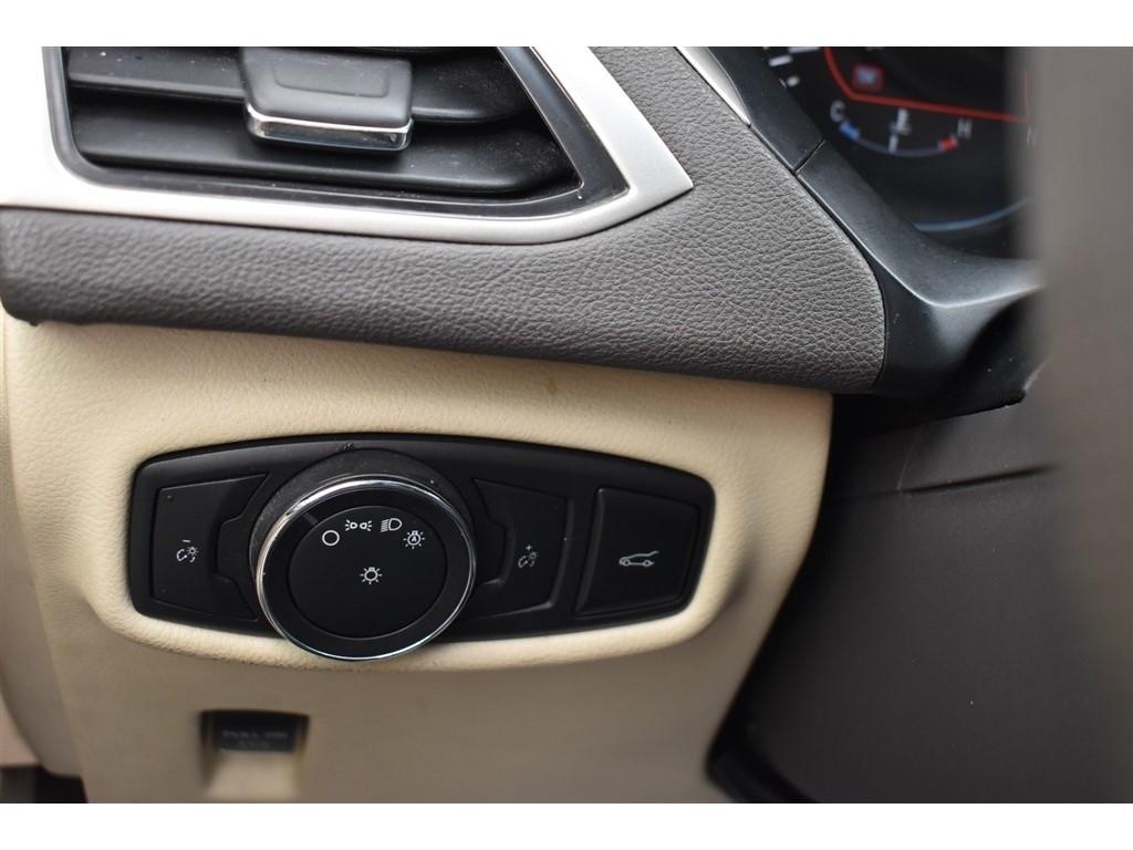 Lincoln MKZ 4dr Sdn FWD 2014