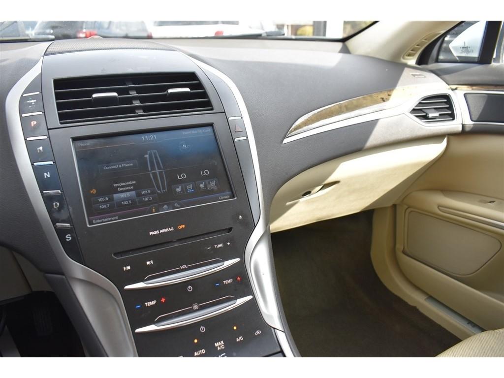 Lincoln MKZ 4dr Sdn FWD 2014