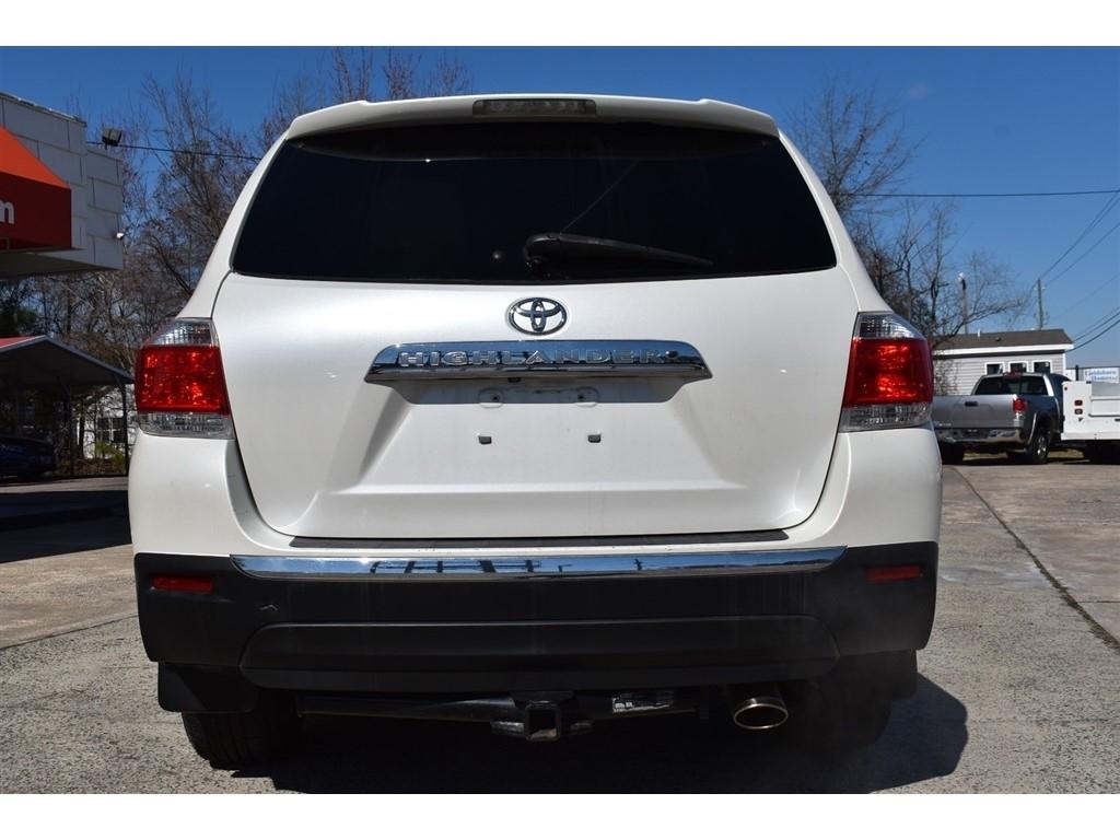 Toyota Highlander FWD 4dr V6 Limited (Natl) 2013