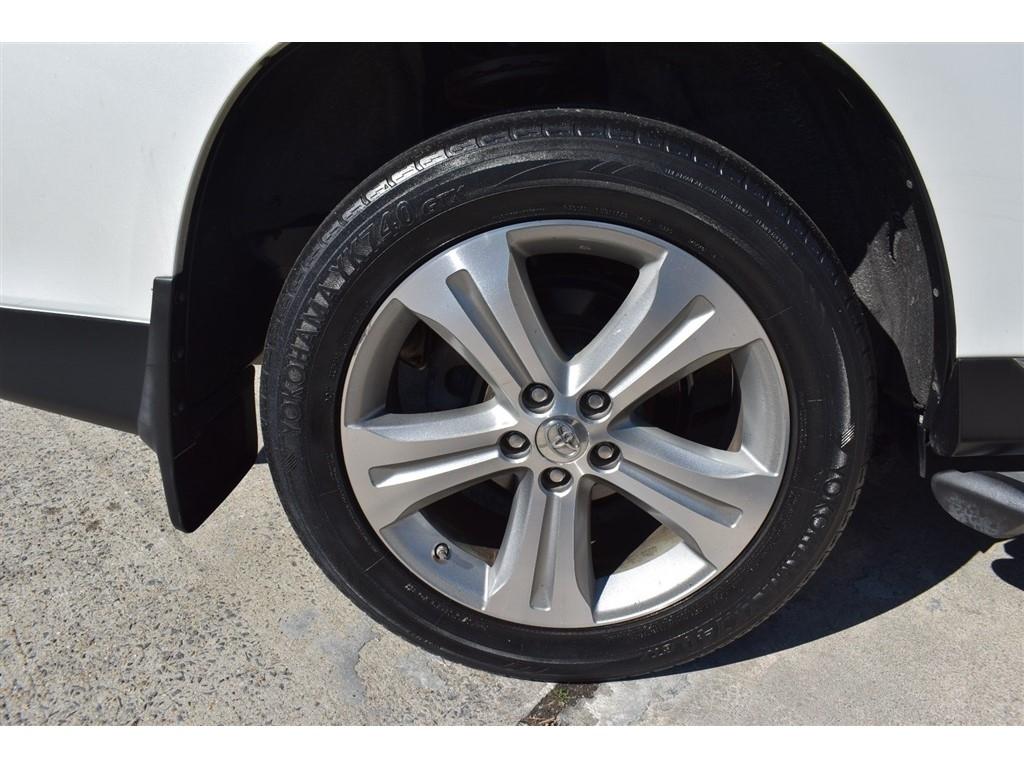 Toyota Highlander FWD 4dr V6 Limited (Natl) 2013