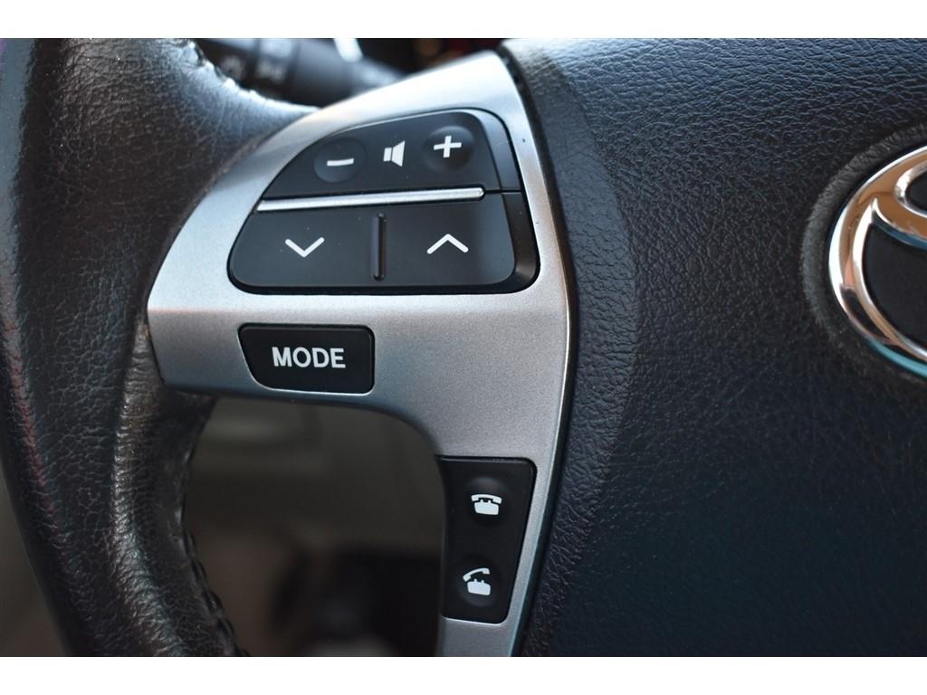 Toyota Highlander FWD 4dr V6 Limited (Natl) 2013