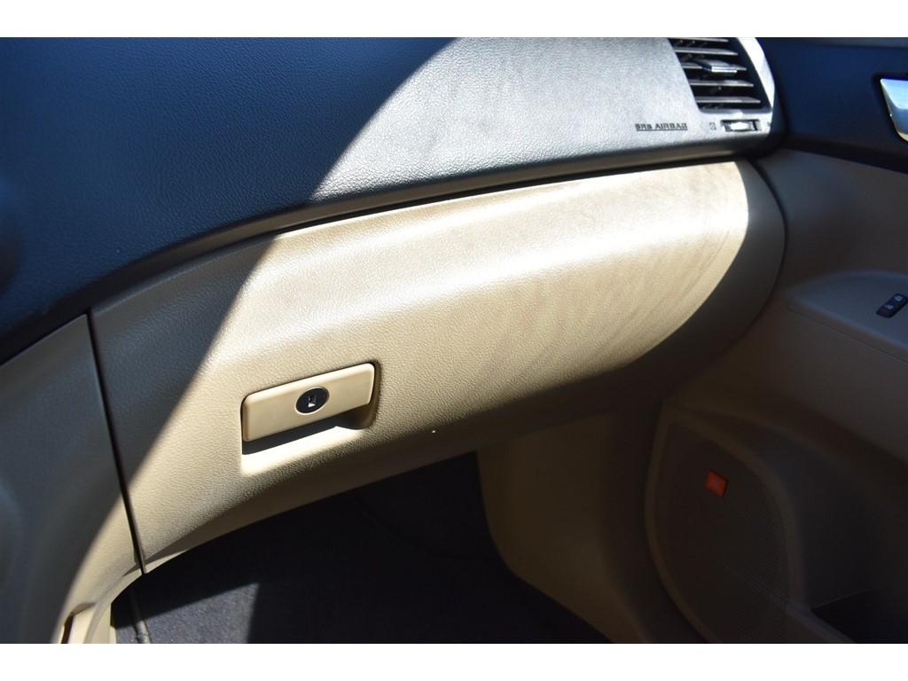 Toyota Highlander FWD 4dr V6 Limited (Natl) 2013