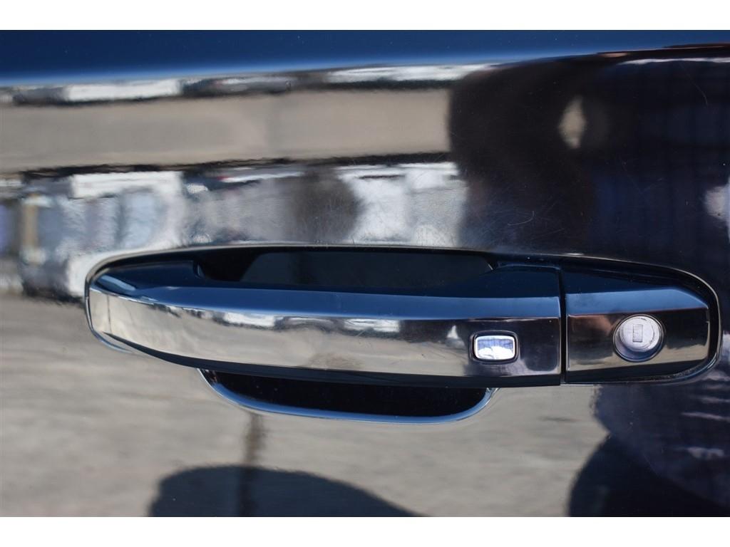 GMC Yukon XL 2WD 4dr SLT 2020