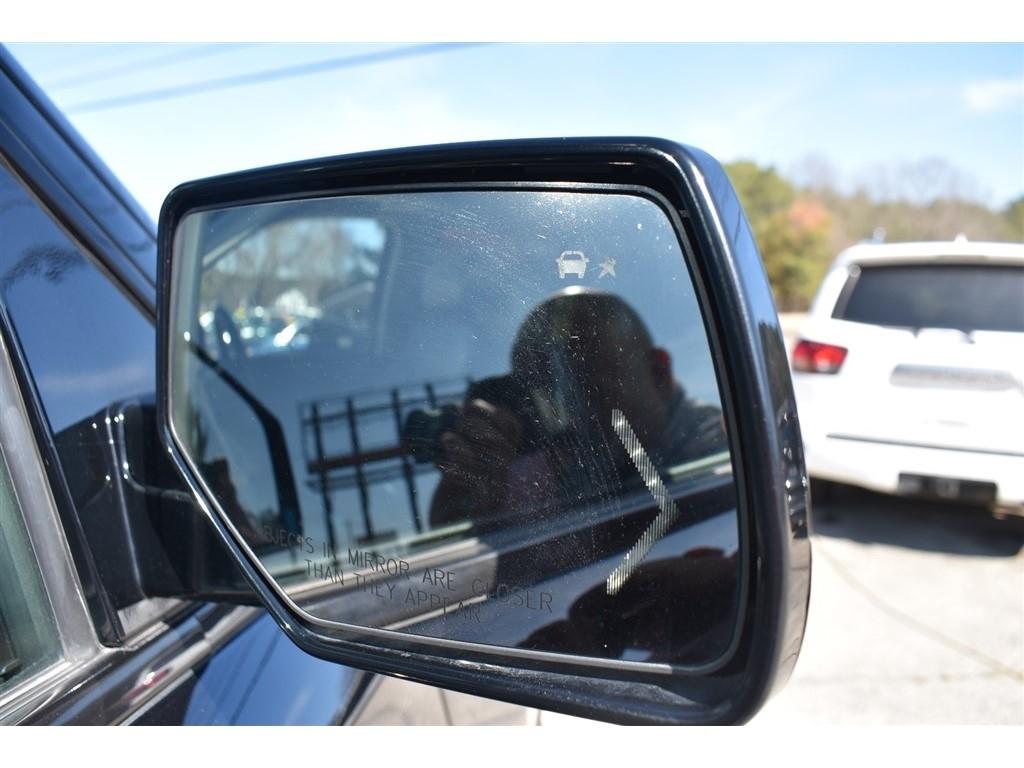 GMC Yukon XL 2WD 4dr SLT 2020