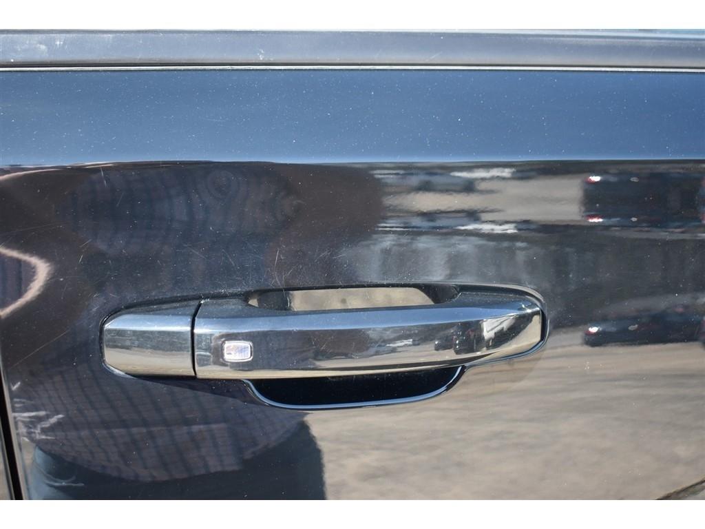 GMC Yukon XL 2WD 4dr SLT 2020