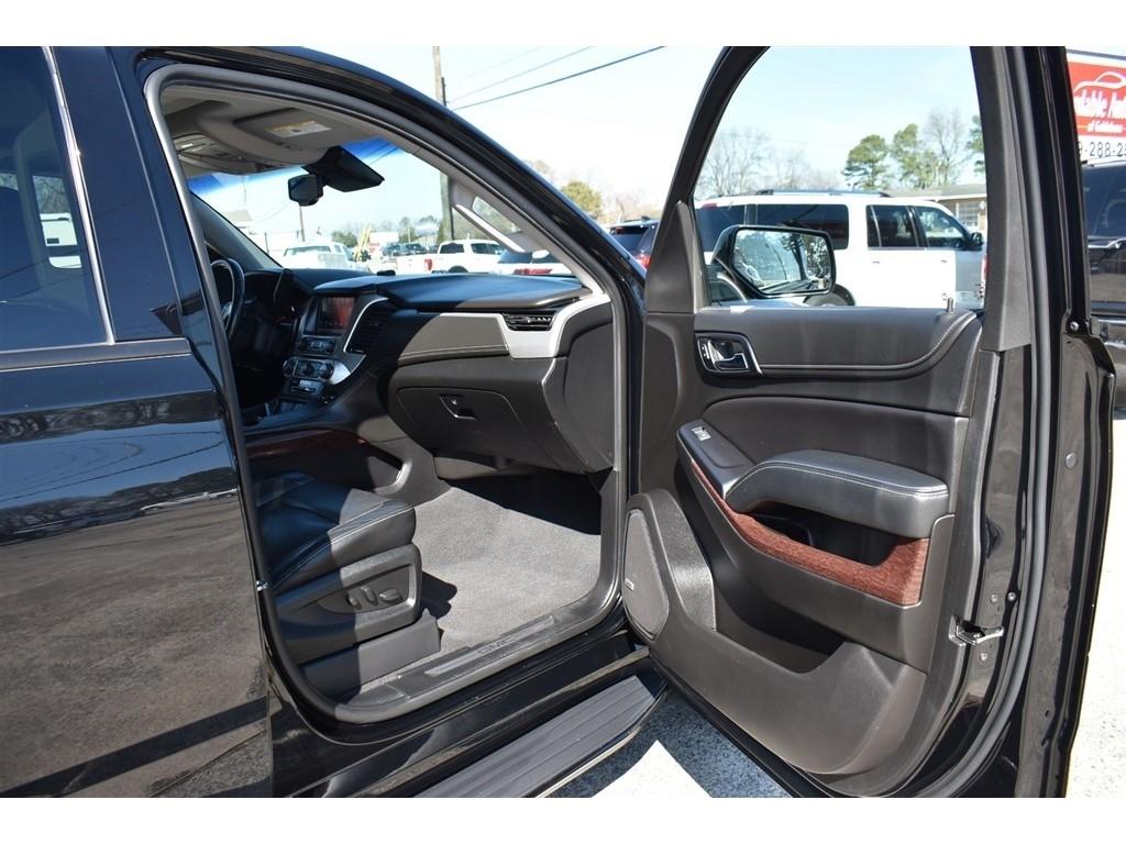 GMC Yukon XL 2WD 4dr SLT 2020