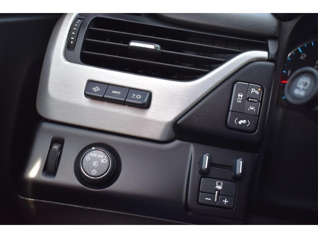 GMC Yukon XL 2WD 4dr SLT 2020