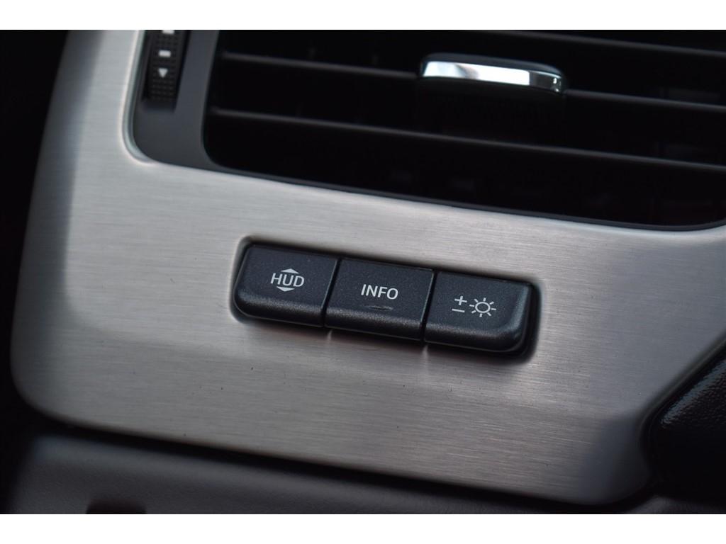 GMC Yukon XL 2WD 4dr SLT 2020