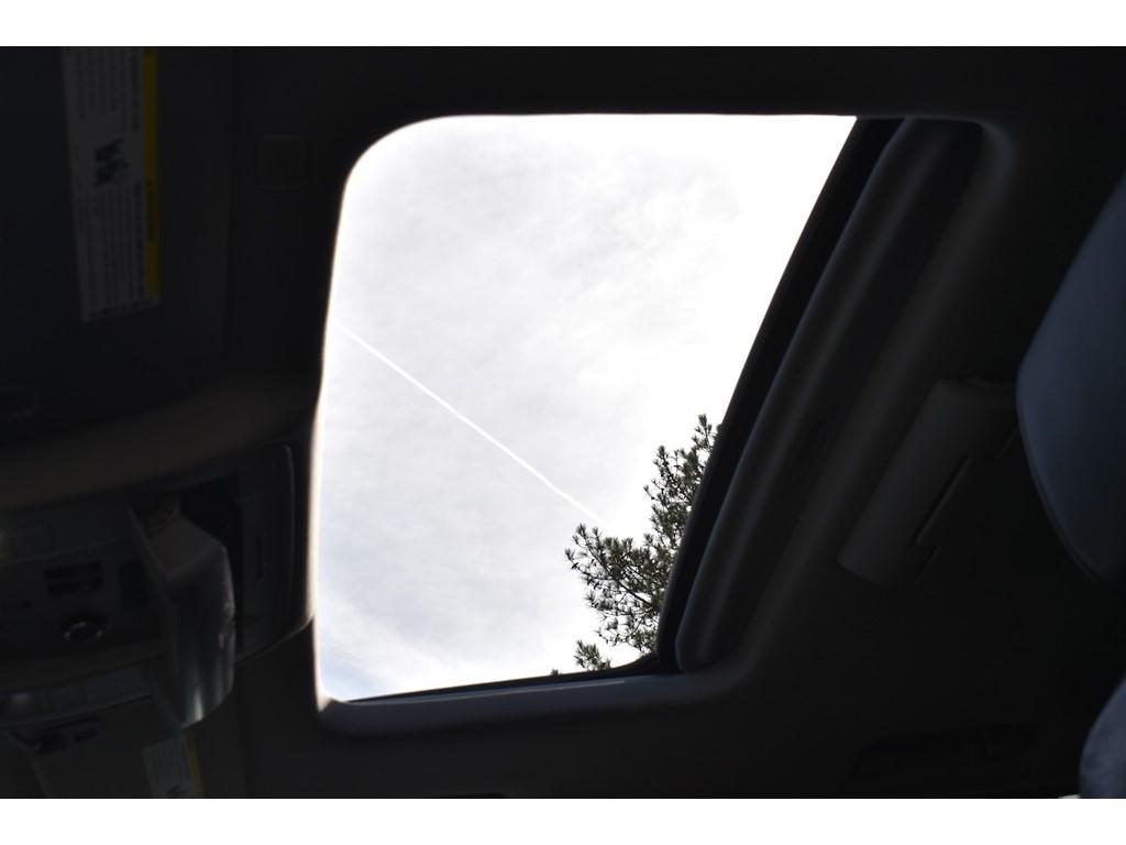 GMC Yukon XL 2WD 4dr SLT 2020