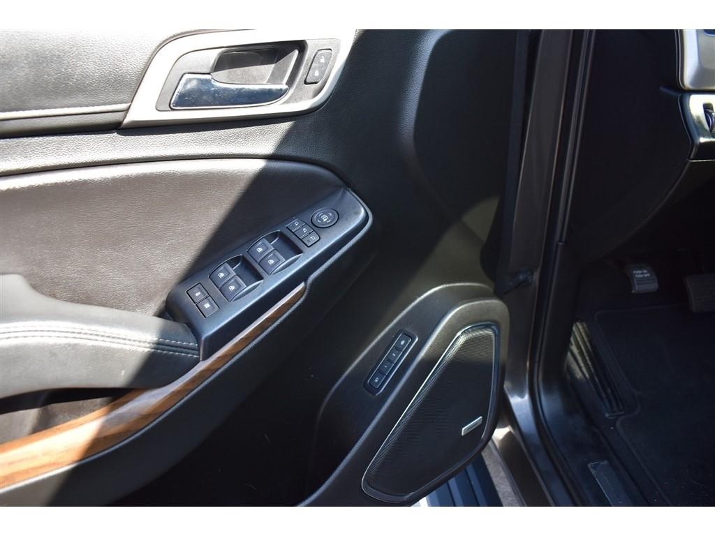 GMC Yukon XL 2WD 4dr Denali 2019