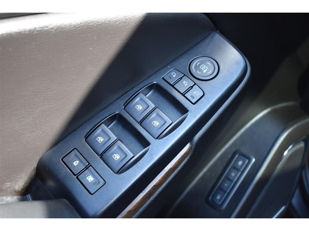 GMC Yukon XL 2WD 4dr Denali 2019