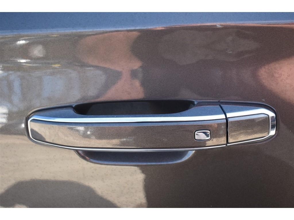 GMC Yukon XL 2WD 4dr Denali 2019