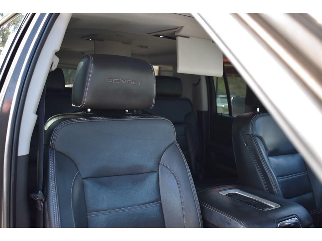 GMC Yukon XL 2WD 4dr Denali 2019