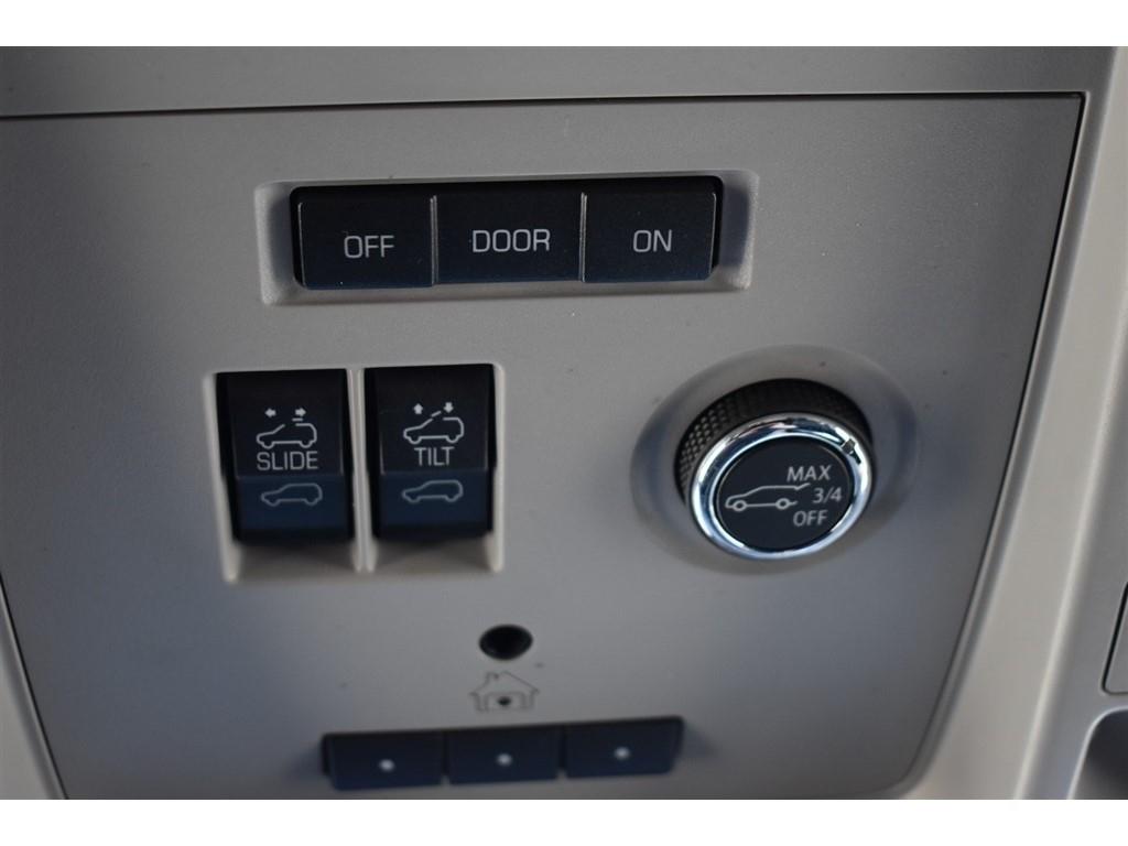 GMC Yukon XL 2WD 4dr Denali 2019