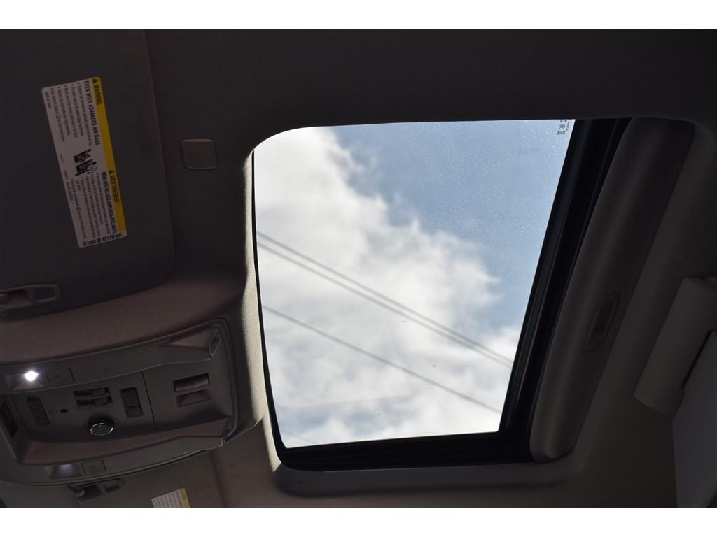 GMC Yukon XL 2WD 4dr Denali 2019