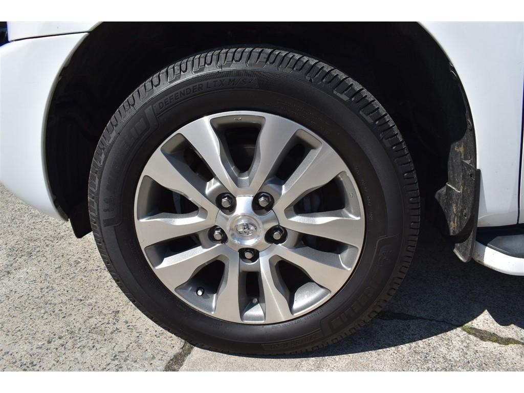 Toyota Sequoia RWD 5.7L Limited (Natl) 2014