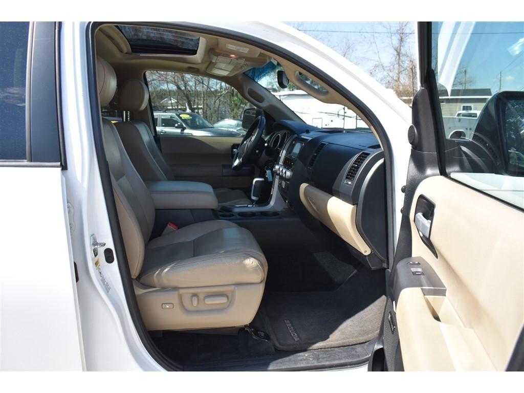 Toyota Sequoia RWD 5.7L Limited (Natl) 2014