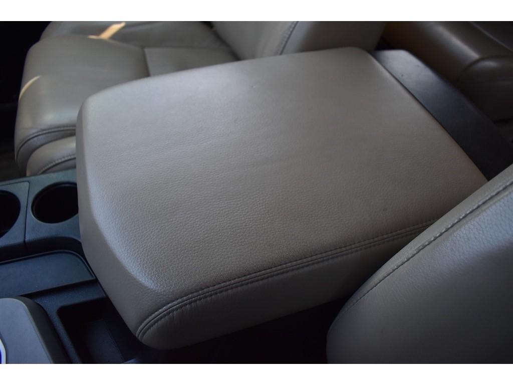 Toyota Sequoia RWD 5.7L Limited (Natl) 2014